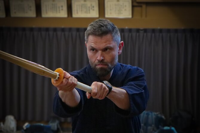 Samurai Experience - Learn Bushido through Kendo, in Tokyo - A working dojo beats a staged show in Tokyo