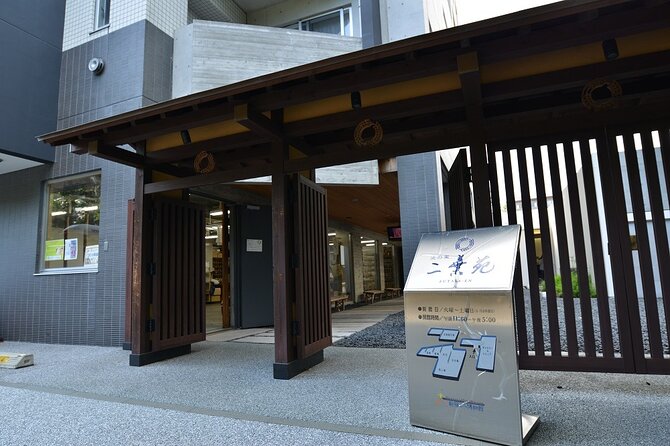 Samurai Sword Training and Katazome Dyeing Experience in Tokyo - Meeting points you can actually find (and why it matters)