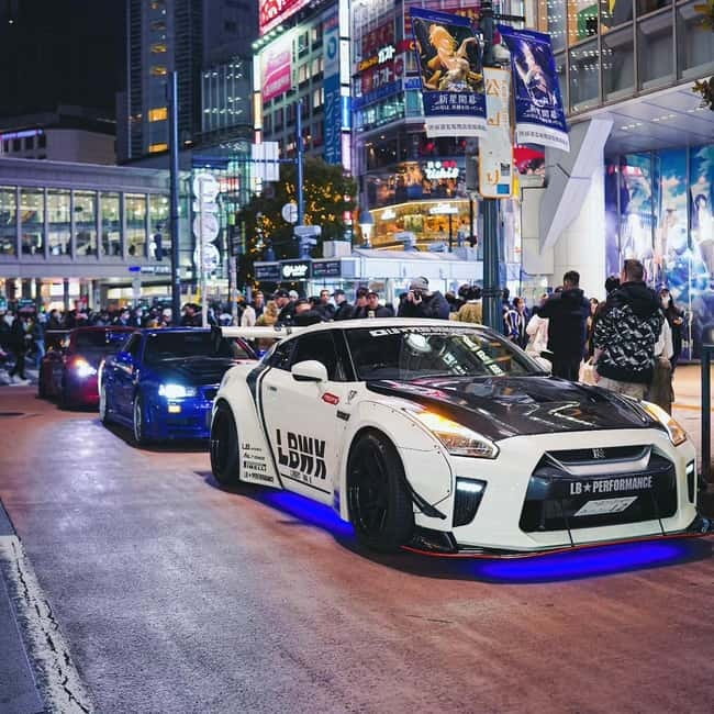 [Self-Drive] Tokyo & Daikoku Custom Car Driving Tour - Stop 2: Rainbow Bridge and Tokyo Bay views