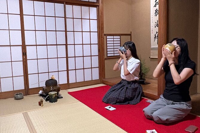 Shibuya Authentic Tea Ceremony with experienced instructor - Choosing your chawan: why the bowl matters