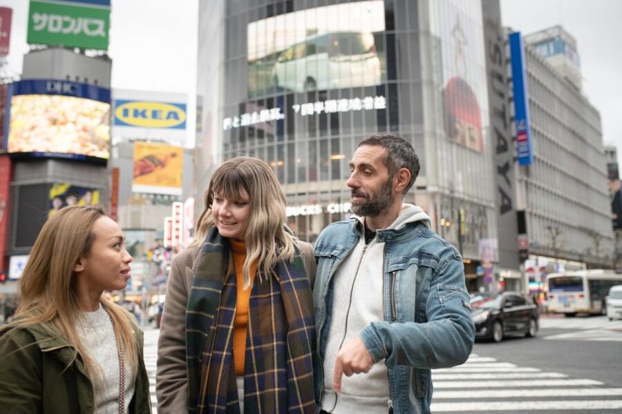 Shibuya & Harajuku: Hidden Gems & Highlights Private Tour - Shibuya Scramble Crossing and the Rooftop-View Moment