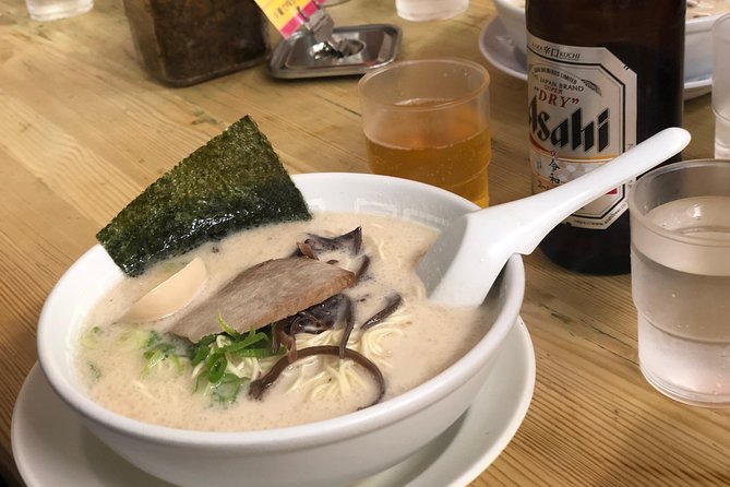 Shinjuku Golden Gai Food Tour - Entering Shinjuku After Dark: How the evening is paced