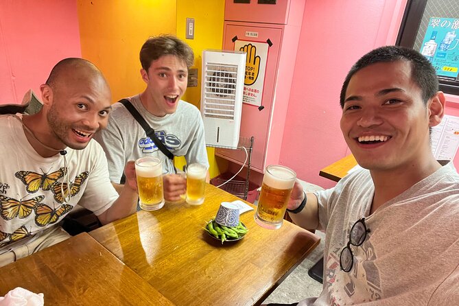 Shinjuku: Private Bar Hopping - Meeting at Starbucks (South Exit) and getting set up