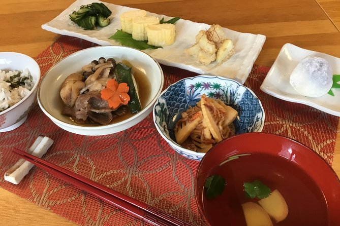 Small-Group Wagyu Beef and 7 Japanese Dishes Tokyo Cooking Class - Small Group Class Size Means You Won’t Be Watching