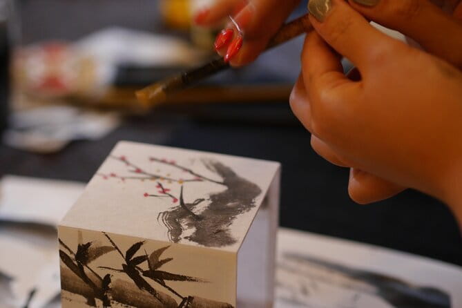 Sumi-e Ink Painting Suiboku-Ga Workshop in a Japanese Teahouse - Choosing your subject: pine, bamboo, plum, orchid, chrysanthemum, and kanji