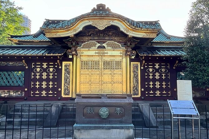 Tailored Tokyo private Tour with a Local Guide (10:00〜) - Ameyoko Shopping Street: Street Food Time With a Guide’s Timing