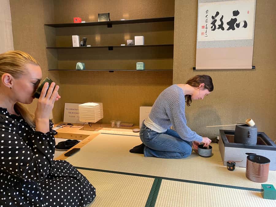Tea Ceremony Experience in a Private Tea Room in Shibuya - The tea ceremony lesson: etiquette, history, and why the steps matter