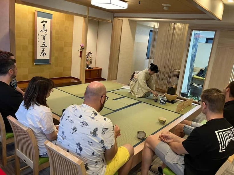 Tea ceremony experience in Japanese-style room 60min - Wasako inside Charyo-Ichimatsu: the room that makes tea feel ceremonial