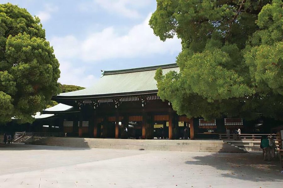 Tokyo: 1 Day Bus Tour with Meiji-Jingu,Odaiba,lunch&Skytree - Asakusa and Senso-ji: old Tokyo energy and Nakamise Street snacks