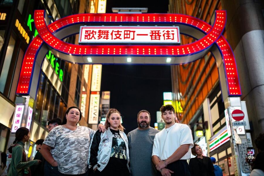 Tokyo: 1-Hour Private Photoshoot - The coaching part: why communication is the whole point