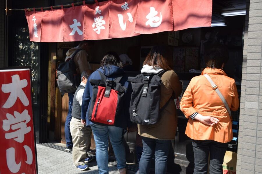 Tokyo: 2-Hour Asakusa Food Hunt & Cultural Tour - Stop 2: Soba and gyoza at a family-run restaurant