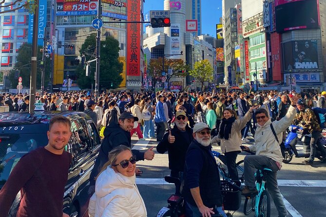 Tokyo: 3-Hour Bike/E-Bike Tour of the City's Highlights - The ride itself: comfort, traffic stress, and why the guide positioning matters