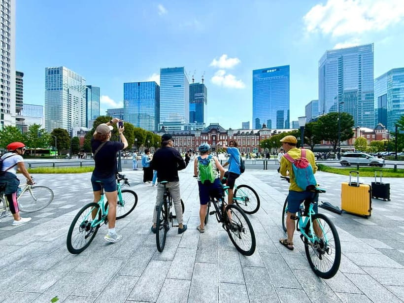 Tokyo: 3-Hour Bike or E-Bike City Highlights Tour - Meeting at the Commodore Perry statue (and why that location helps)