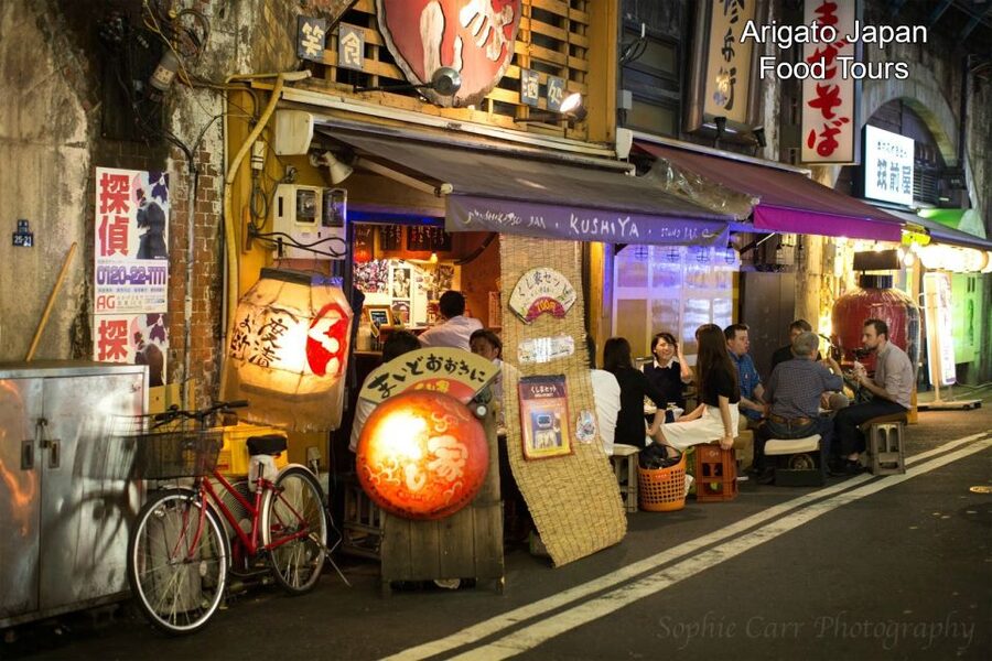 Tokyo: 3-Hour Food Tour of Shinbashi at Night - Logistics to watch: time limits, phones, and smoking