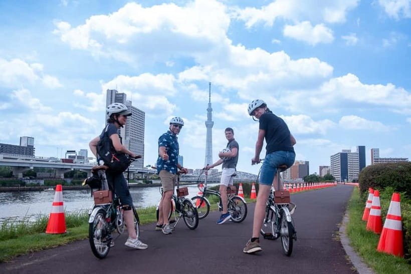 Tokyo: 3h Private E-bike Tours, Starting at Your Hotel - Imperial Palace, Tokyo Station, and the classic “spine” of the city