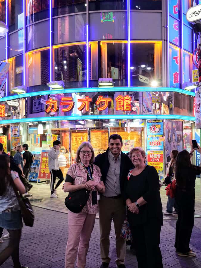 Tokyo: 4 Hours Shibuya - Shinjuku Night Tour - Why this Shibuya–Shinjuku night route makes sense