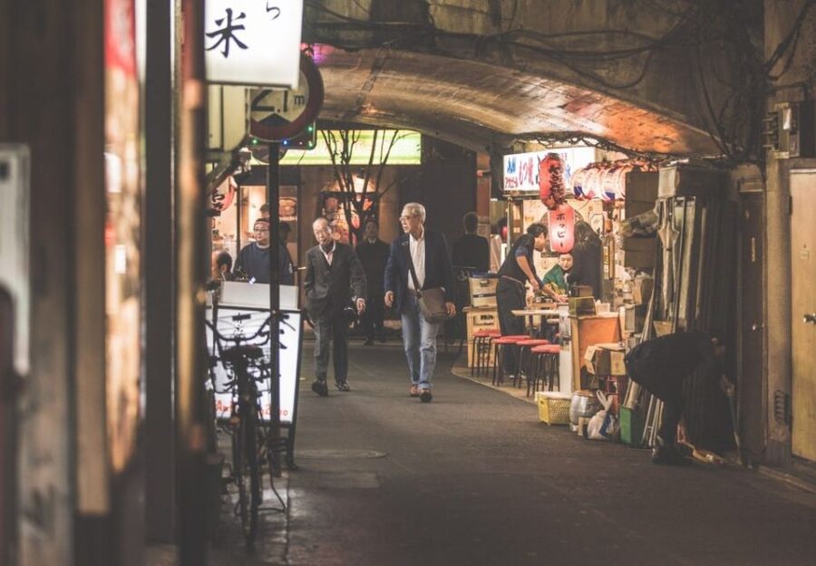 Tokyo After 5: Local Eats, Drinks & Culture Walk - Wagashi stop: seasonal sweets with meaning