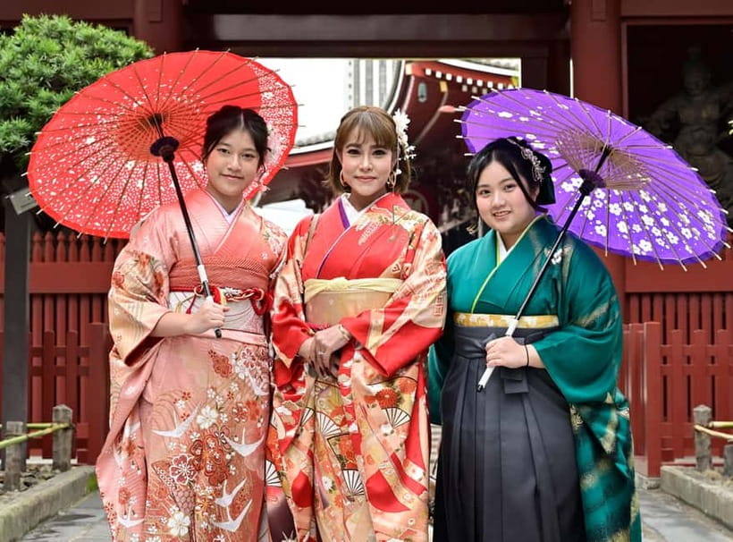 Tokyo: Asakusa Kimono Dressing and Matcha Experience - Hair, accessories, and the details that make photos look real