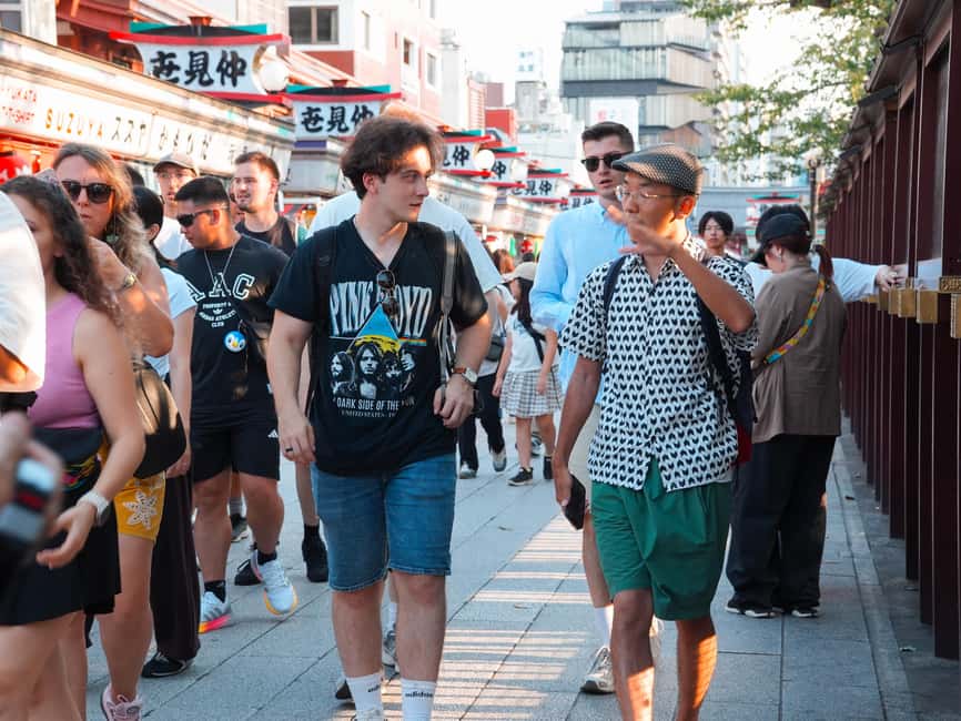 Tokyo: Asakusa & Tokyo’s Oldest Temple Senso-ji Walking Tour - Senso-ji Temple: A 7th-Century Anchor and the Stories Around It
