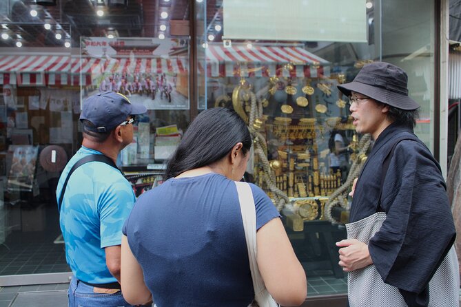 Tokyo: Asakusa Walking Tour with Japanese Comedian - Kaminarimon Gate Photo Stop: The Asakusa Icon Explained