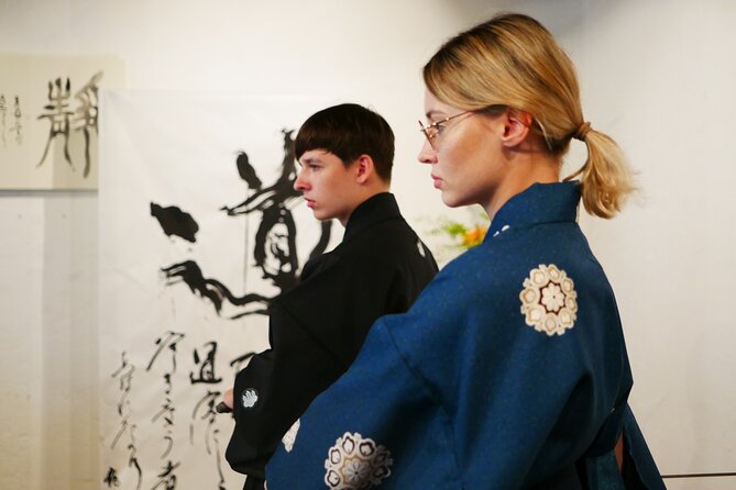 Tokyo : Authentic Samurai Experience in a Private Space. - Kimono Dressing and Samurai Etiquette: More Than a Costume Step