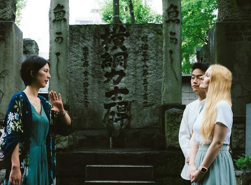 Tokyo: Buddhism and Shinto Temple Tour with a Real Local - Who should book this temple and shrine tour in Tokyo