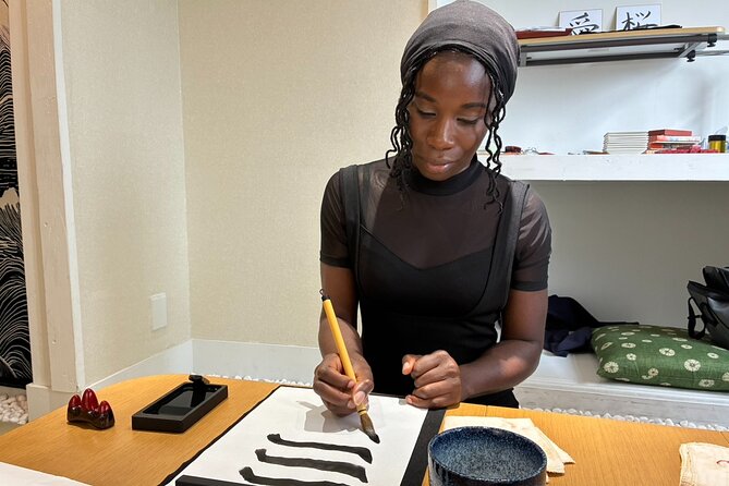 Tokyo: Calligraphy Experience at Japanese Room in Shibuya - The Calm, Zen-Like Pace (and Why It Helps You Learn)