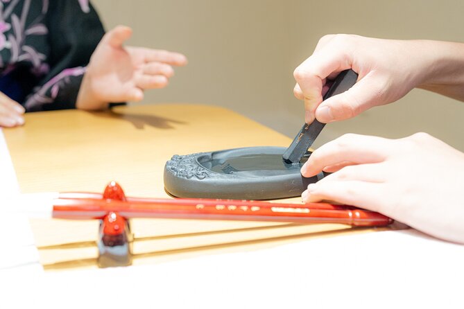 Tokyo: Calligraphy Experience at Japanese Room in Shibuya - Meet Sowa: The Kind of Instructor Who Makes Kanji Less Scary