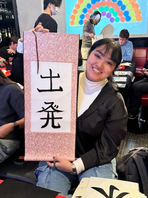 Tokyo: Calligraphy on Kanji Fan & Scroll with Drink - Writing your name and a favorite kanji on a fan and hanging scroll