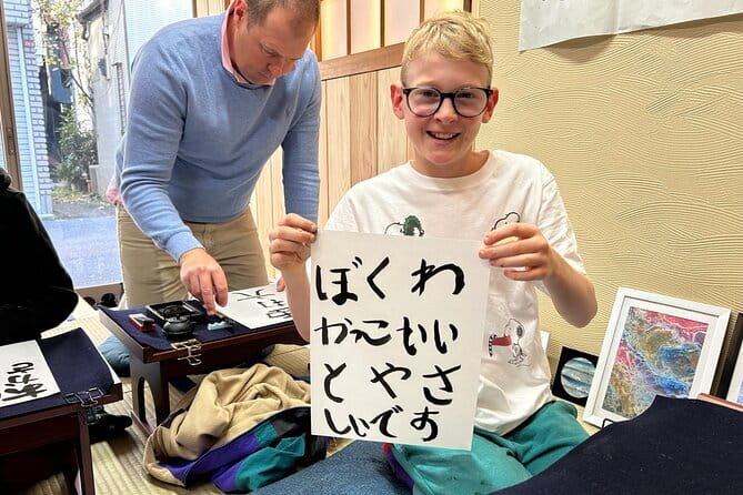 Tokyo: Calligraphy Workshop & Original T-Shirt Creation - Supplies and tools: professional gear, not toy craft supplies
