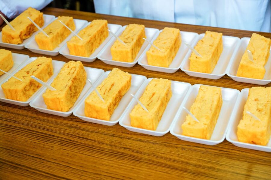 Tokyo: Classic Tsukiji Food Tour - Seasonal and regional foods: the goal is variety, not just seafood