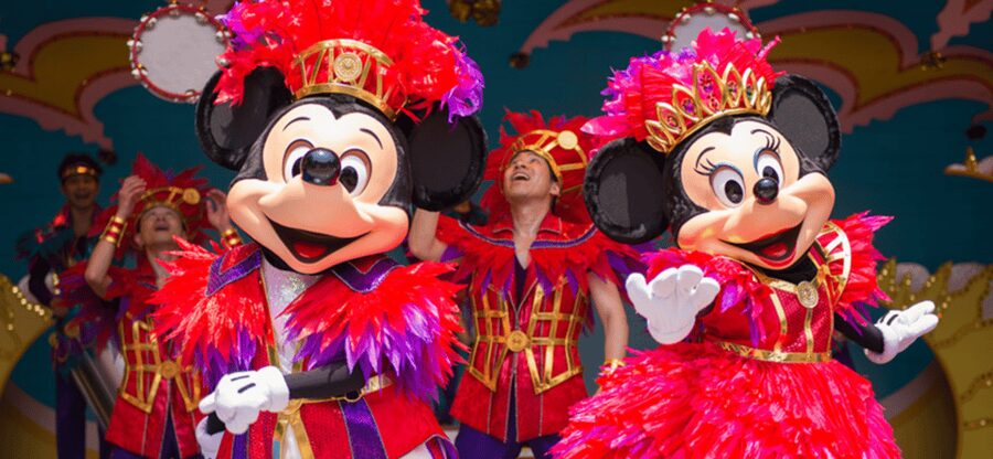 Tokyo Disneyland: 1-Day Entry Ticket and Private Transfer - Inside Tokyo Disneyland: Planning Around 7 Themed Lands, Parades, and Shows