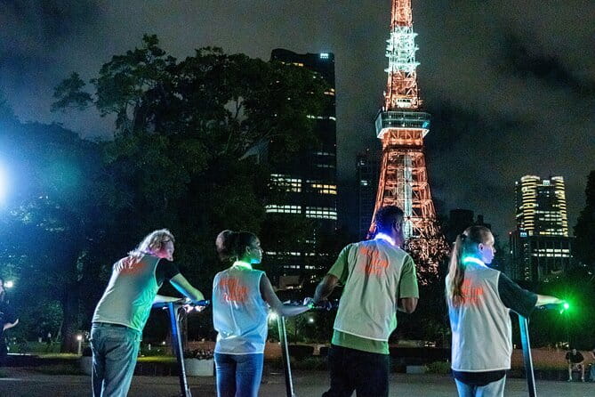 Tokyo: E-scooter Experience & Tokyo Tower night Tour - The Minato night ride: Glowing streets and easy city-photo moments