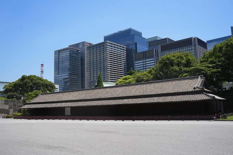 Tokyo: Edo Castle and Imperial Palace Guided Walking Tour - Kita-Hanebashi to Takebashi and Hirakawa Bridge: Reading the Route to the Finish