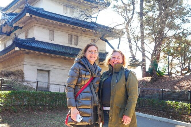 Tokyo: Edo Castle & East Garden of the Imperial Palace Tour - East Gardens: where Edo Castle energy turns into a calm walk