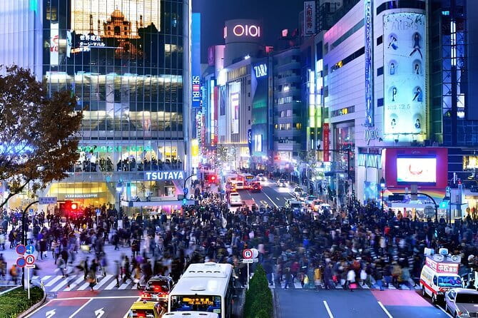 Tokyo: Exclusive City Highlights tour with Eng speaking Driver - Shibuya Crossing and the Hachiko Area: The Motion of Tokyo