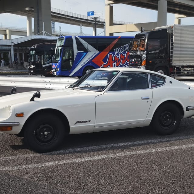 Tokyo: Fantastic Daikoku car meeting&c1 high way car tour - Ginza to Haneda: what to watch from the car