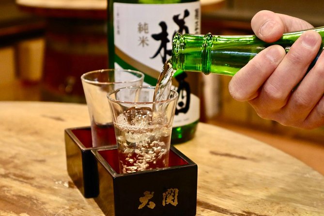 Tokyo: Food Tour in Ueno with 10+ Tastings of Japanese Classics - Why Ueno Works So Well for a First Food Walk
