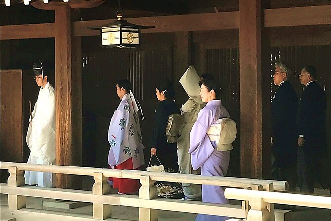 Tokyo Full Course Tour: Explore 10 Must-See Sights & Hidden Gems - Meiji Jingu Shrine and Harajuku: A Calm Start, Then Street Style
