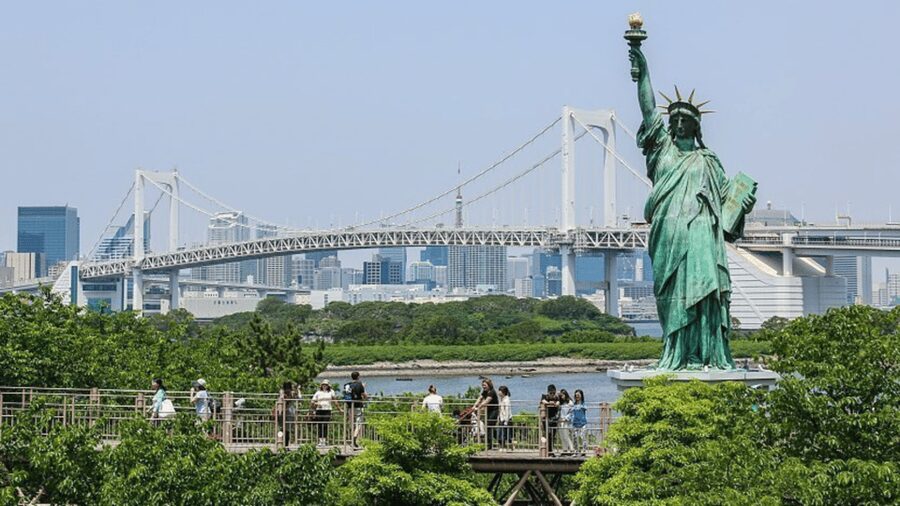 Tokyo full day private tour with Guide - In a luxury car, with coffee breaks and real timing