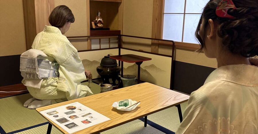 Tokyo:Genuine Tea Ceremony, Kimono Dressing, and Photography - Choosing Your Silk Kimono or Summer Yukata