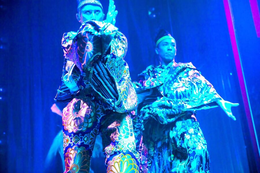 Tokyo GINZA: KONPARU Japanese Cabaret Show with Drink - Who this is best for (and who should skip it)