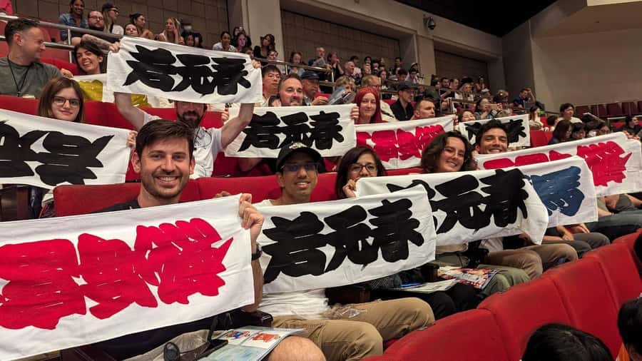 Tokyo: Grand Sumo Tournament Tour - Entering Kokugikan: what the headset and live commentary actually do