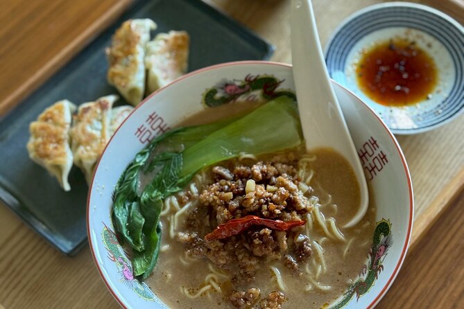 Tokyo Haneda: Bento & Ramen Gyoza Cooking Class in a Local home - The class flow inside a real Japanese kitchen