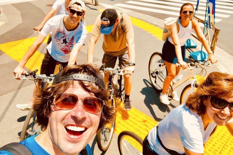 Tokyo: Hidden Gems Guided Bike Tour with Lunch - A short local café stop and the end ride back