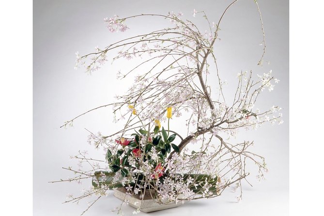 Tokyo Ikebana, Japanese Traditional Flower Arrangement Experience - Ikebana in Nakano: what you’re actually making