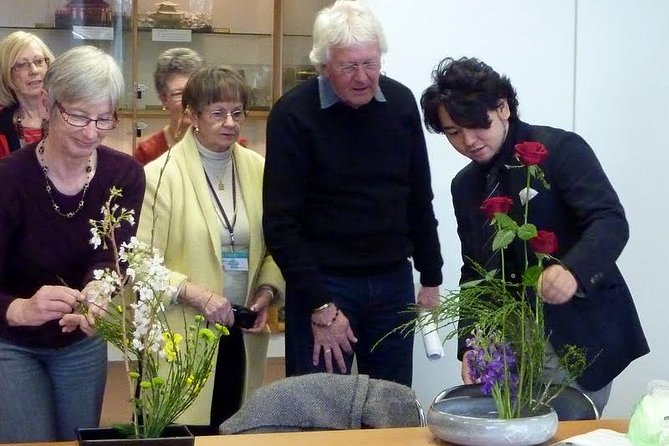 Tokyo Ikebana, Japanese Traditional Flower Arrangement Experience - The fundamentals that make your arrangement look right fast