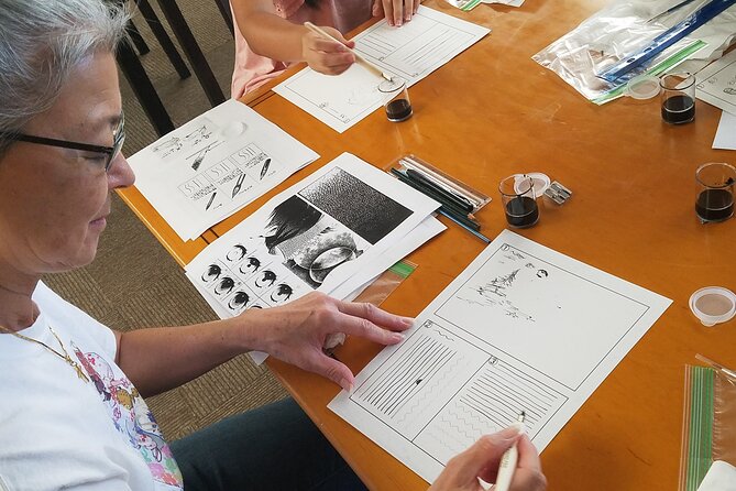 Tokyo/Ikebukuro Manga drawing workshop by pro-Manga artists - Ikebukuro location: easy to add before or after