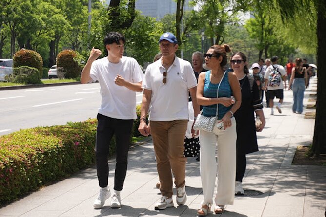 Tokyo: Imperial Palace and Shogun Historical Walking Tour - Where you meet and why this matters