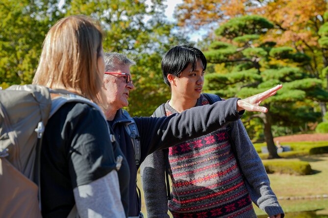 Tokyo Imperial Palace with Kagurazaka Alley Tour - Nippon Budokan: A Modern Stop That Adds Contrast